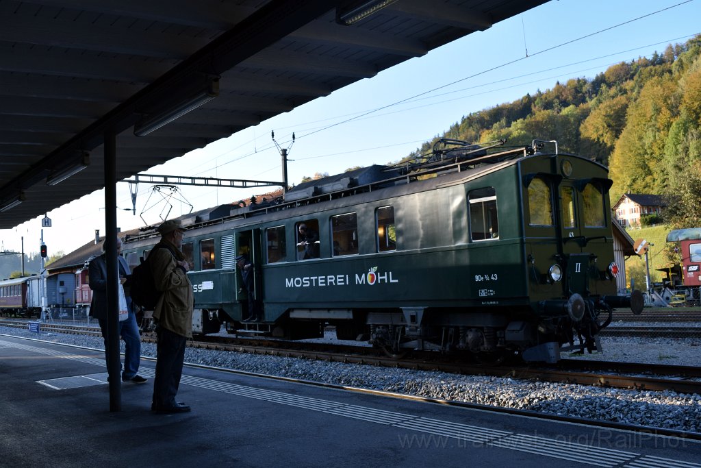 4211-0006-151016.jpg - Eurovapor BDe 3/4 43 "Möhl Apfelsaft-Express" / Bauma 15.10.2016