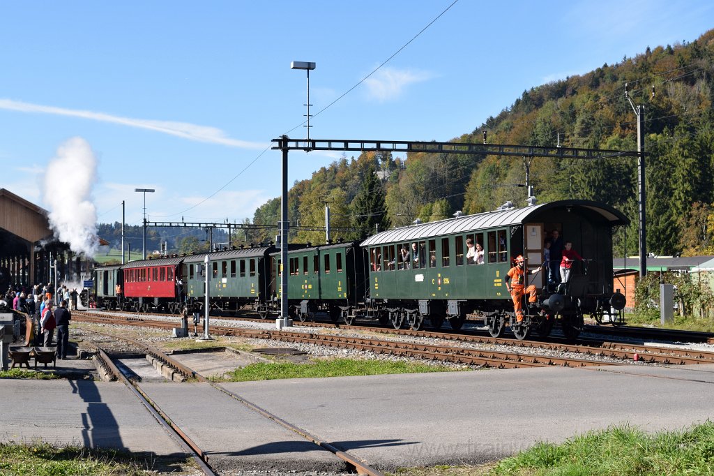 4217-0004-161016.jpg - DVZO C4.9394 + C 4563 + C 6109 + WR4 151 + F² 405 + Ec 3/3 401 "Bauma" / Bauma 16.10.2016