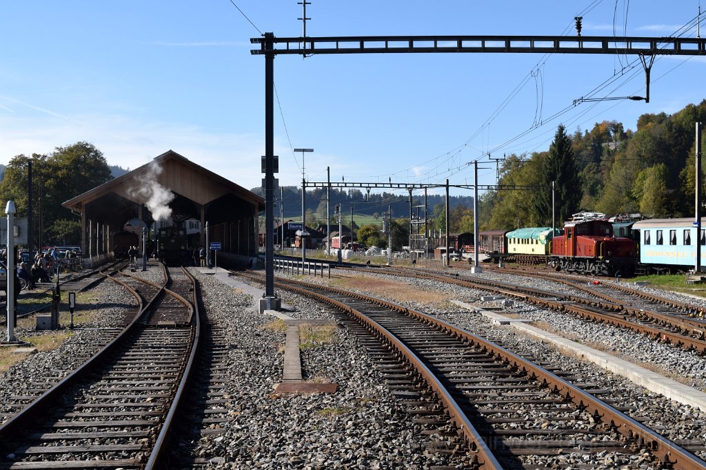 4219-0025-161016.jpg - DVZO Ee 3/3 16363 + Ec 3/3 401 "Bauma" / Bauma 16.10.2016