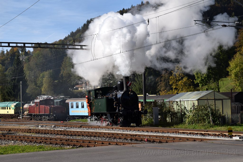 4221-0025-161016.jpg - DVZO Ed 3/4 2 "Hinwil" + Ee 3/3 16363 / Bauma 16.10.2016