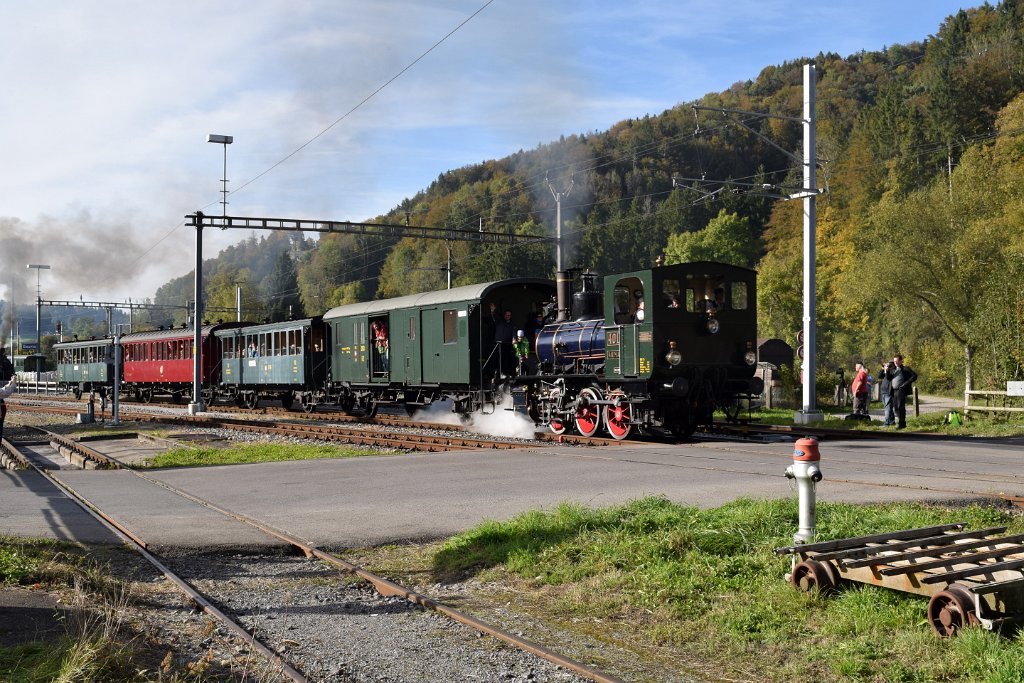4222-0025-161016.jpg - DVZO Ec 3/3 401 "Bauma" + FZ 203 + C 106 + WR 109 + C 105 / Bauma 16.10.2016