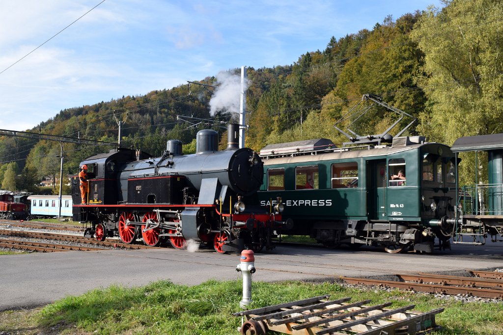 4223-0015-161016.jpg - DLC Eb 3/5 9 + Eurovapor BDe 3/4 43 "Möhl Apfelsaft-Express" / Bauma 16.10.2016