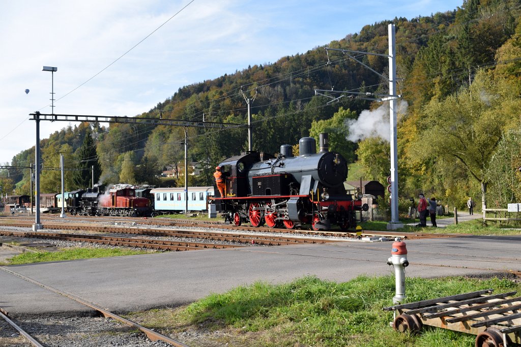 4224-0005-161016.jpg - DLC Eb 3/5 9 + DVZO Ee 3/3 16363 + VHMThB Ec 3/5 3 "Choli" / Bauma 16.10.2016