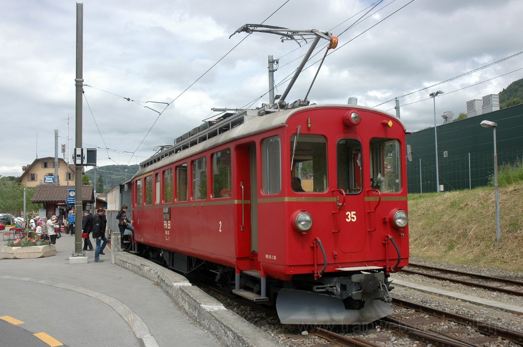 2811-0003-200513.jpg - RhB ABe 4/4 35 / Blonay 20.5.2013