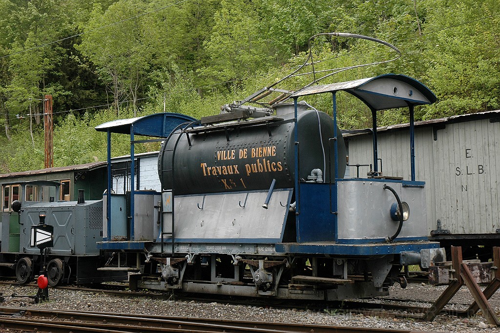 2817-0032-200513.jpg - TrB Xe 2/2 1 / Chaulin-Dépot 20.5.2013