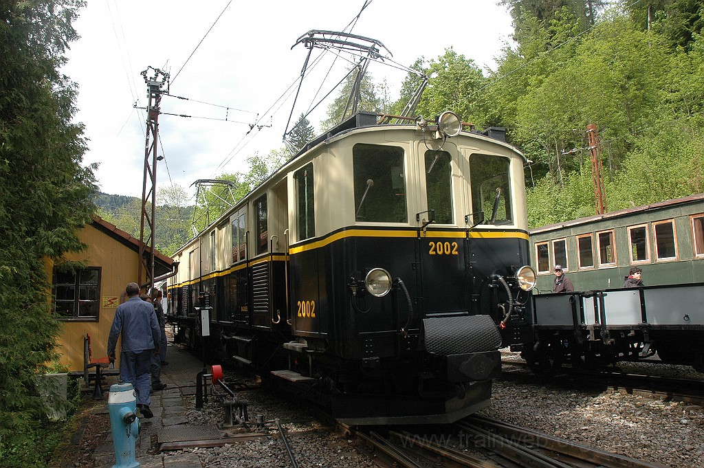 2818-0020-200513.jpg - MOB FZe 6/6 2002 / Chaulin-Dépot 20.5.2013