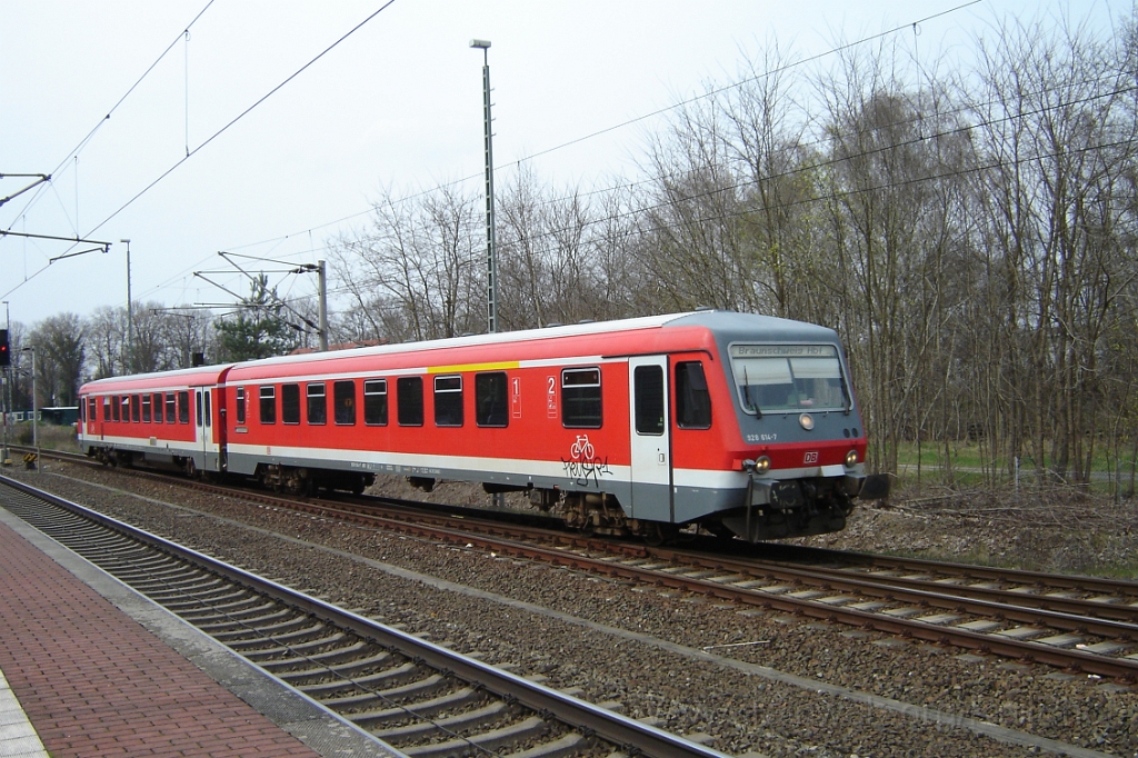 1159-0004-210406.jpg - DBAG 928.614-7 / Gifhorn 21.4.2006