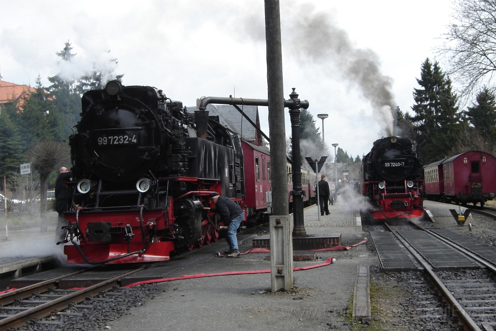 1163-0027-230406.jpg - HSB 99.7232-4 + 99.7240-7 / Drei-Annen-Höhne 23.4.2006