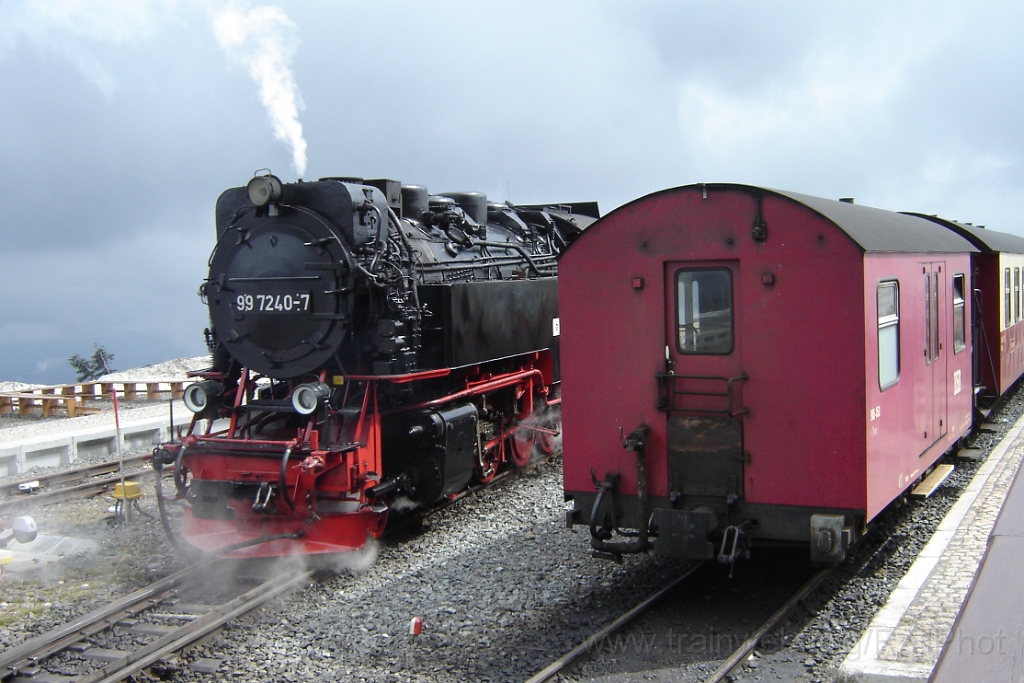1163-0049-230406.jpg - HSB 99.7240-7 / Brocken 23.4.2006