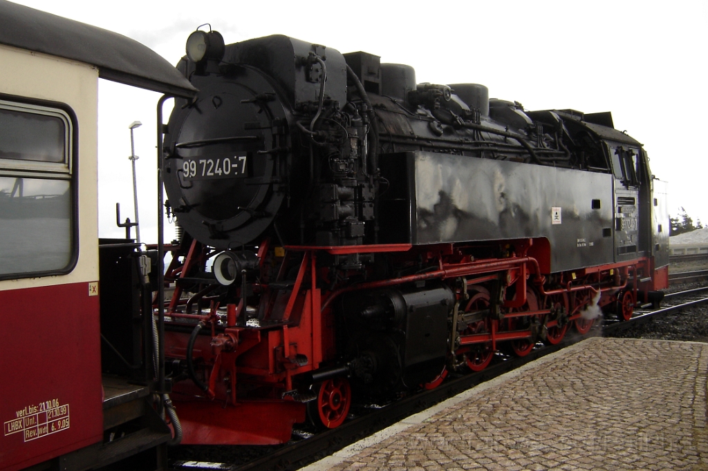 1164-0017-230406.jpg - HSB 99.7240-7 / Brocken 23.4.2006