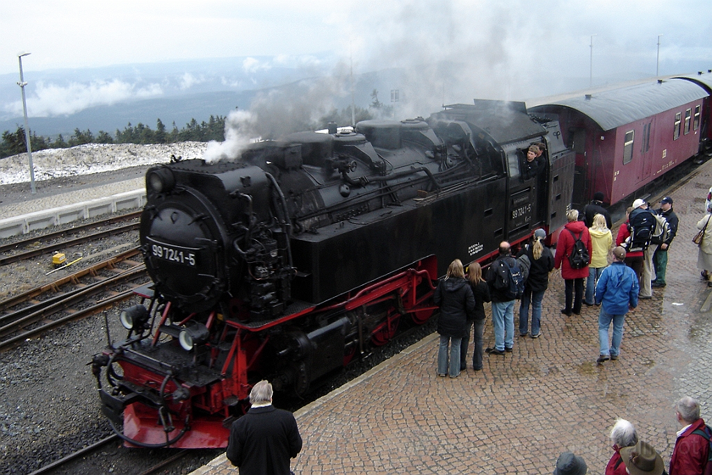 1164-0032-230406.jpg - HSB 99.7241-5 / Brocken 23.4.2006