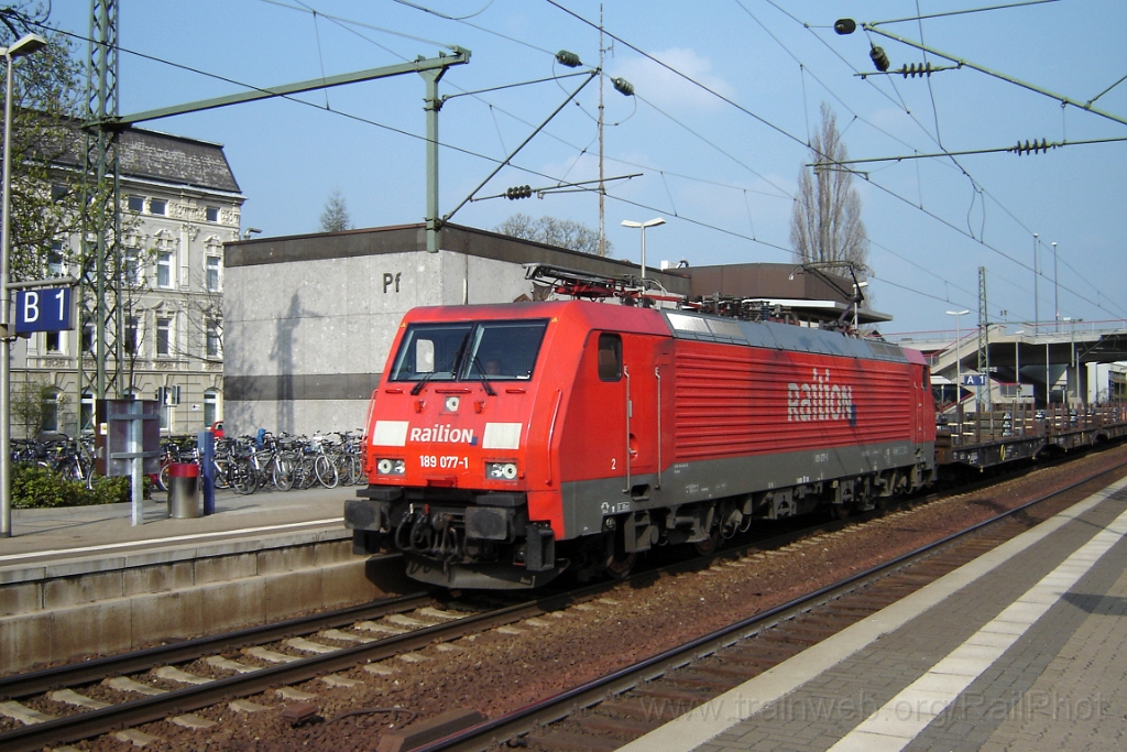 1166-0023-240406.jpg - Railion 189.077-1 / Peine 24.4.2006