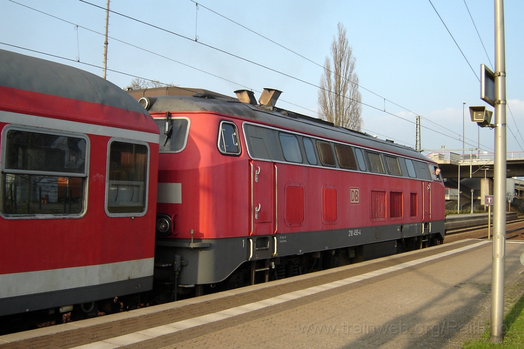 1167-0013-240406.jpg - DBAG 218.455-4 / Peine 24.4.2006