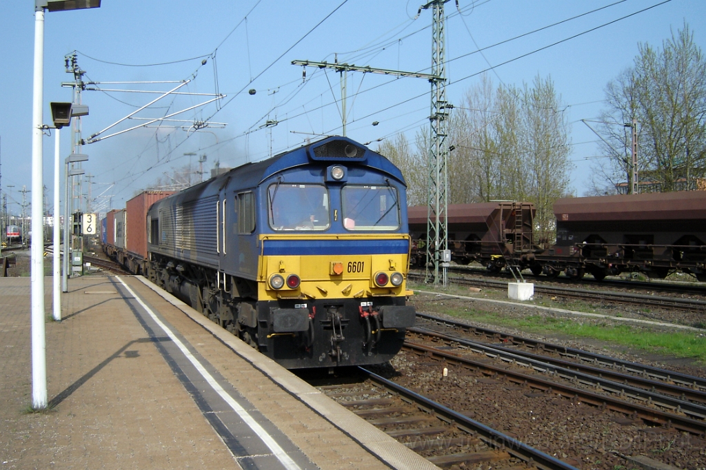 1167-0018-250406.jpg - ERS Railways No.6601 / Braunschweig Hbf 25.4.2006