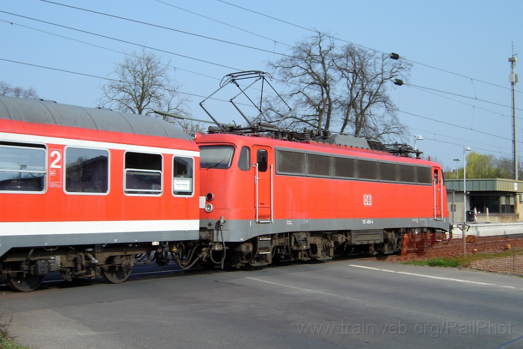 1167-0025-250406.jpg - DBAG 110.488-4 / Vechelde (Büe am Windmühlenberg) 25.4.2006