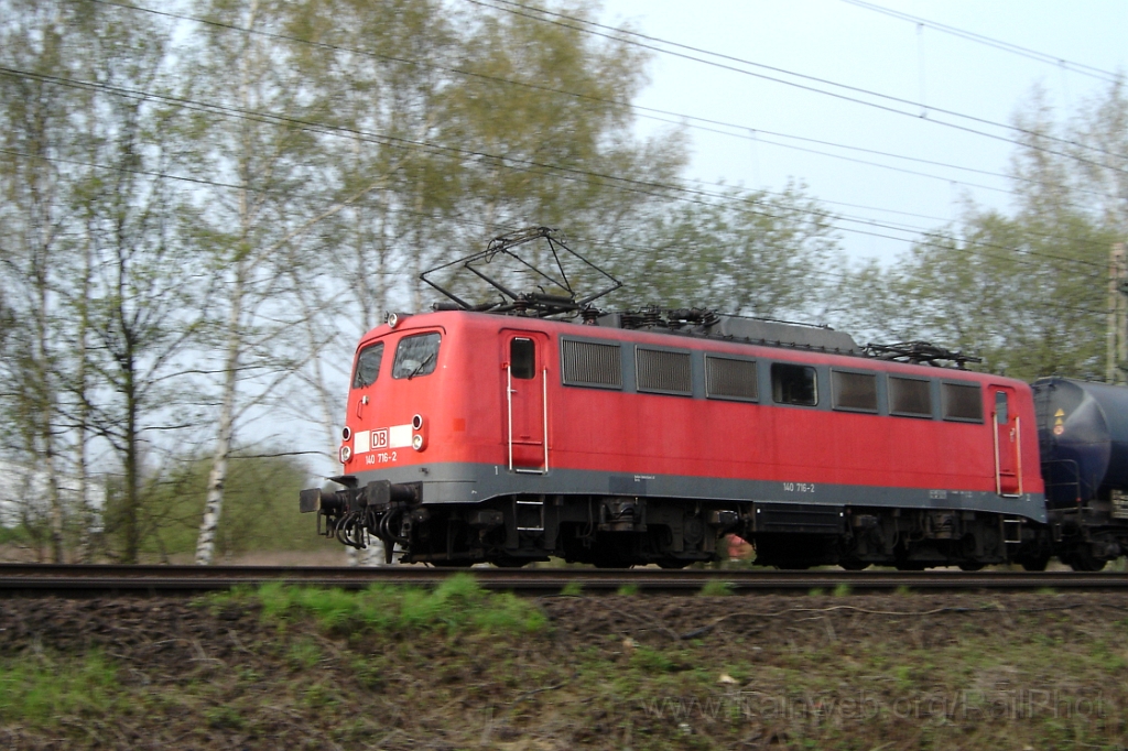 1168-0050-260406.jpg - DBAG 140.716-2 / Braunschweig-Gartenstadt (An der Rothenburg) 26.4.2006