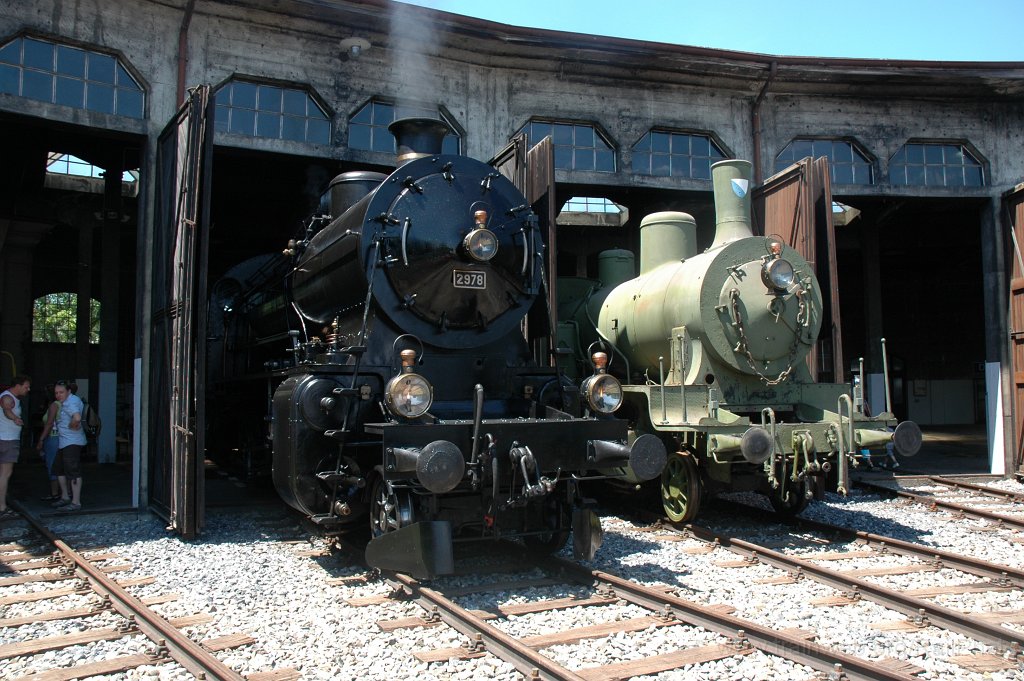 2448-0008-170612.jpg - SBB-CFF C5/6 2978 + Eb 3/5 5811