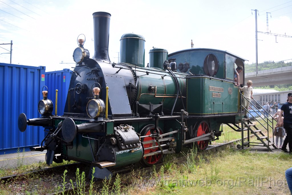 9111-0034-180524.jpg - Feldschlösschen E 2/2 5666 / Brugg 18.5.2024