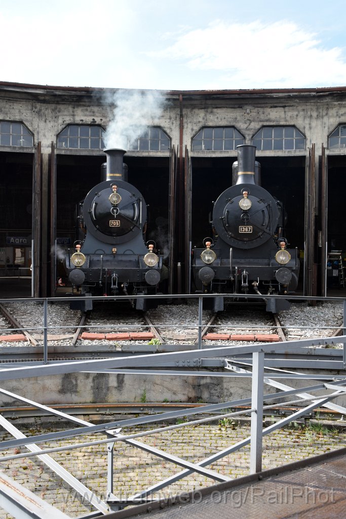 9127-0026-180524.jpg - SBB-CFF A 3/5 705 + B 3/4 1367 / Brugg 18.5.2024