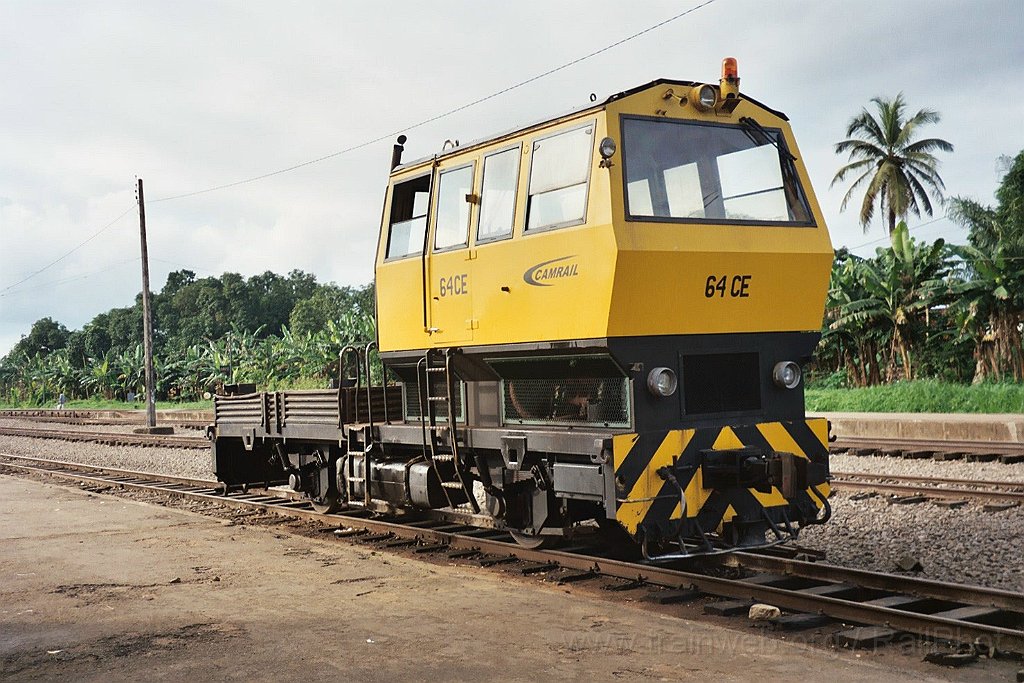 0979-0028.jpg - Camrail DC 64 CE / Edéa-Voyageurs 1.8.2004
