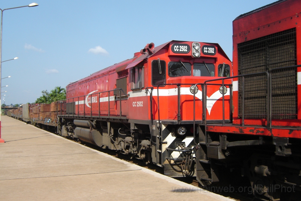 3017-0050-131213.jpg - Camrail CC 2502 / Yaoundé-Voyageurs 13.12.2013