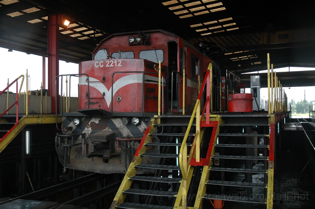 3024-0026-201213.jpg - Camrail CC 2212 / Douala - Dépot de Bessengué 20.12.2013