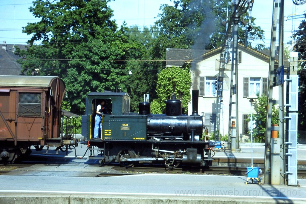0886-0016.jpg - SLM E 2/2 1 / Winterthur 26.5.2001