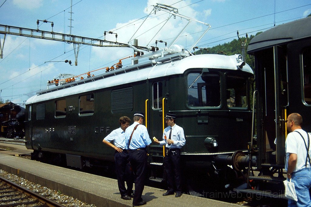 0886-0036.jpg - SBB-CFF Re 4/4' 10044 / Bauma 26.5.2001