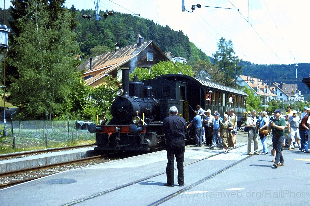 0886-0040.jpg - SLM E 2/2 1 / Bäretswil 26.5.2001
