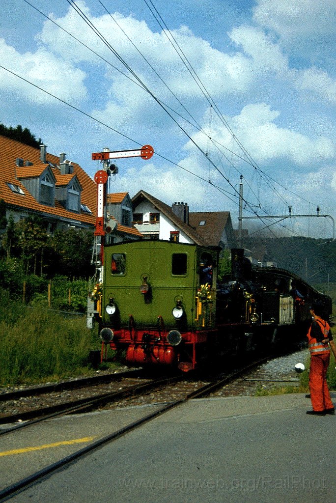 0887-0040.jpg - DVZO Ed 3/3 401 + DVZO Ed 3/4 2 / Bäretswil 26.5.2001