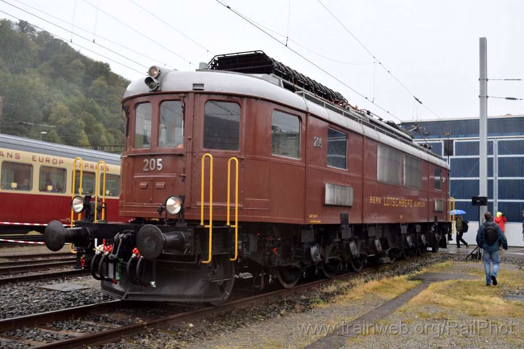 8736-0020-260823.jpg - BLS Ae 6/8 205 / Olten 26.8.2023