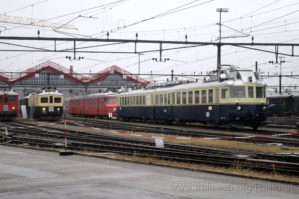 8739-0033-260823.jpg - STB CFe 2/4 101 "La Dame du Léman" + SBB-CFF RAe 4/8 1021 + BLS BCFe 4/6 736 / Olten 26.8.2023