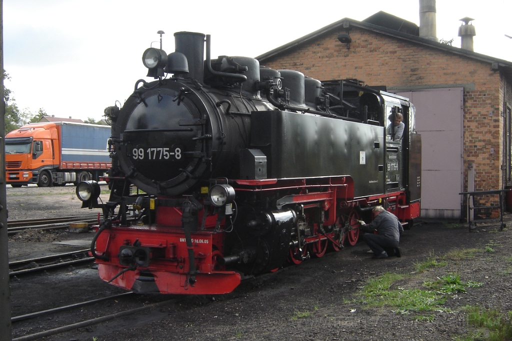 1218-0012-090906.jpg - DR 99.1775-8 / Radebeul-Ost 9.9.2006