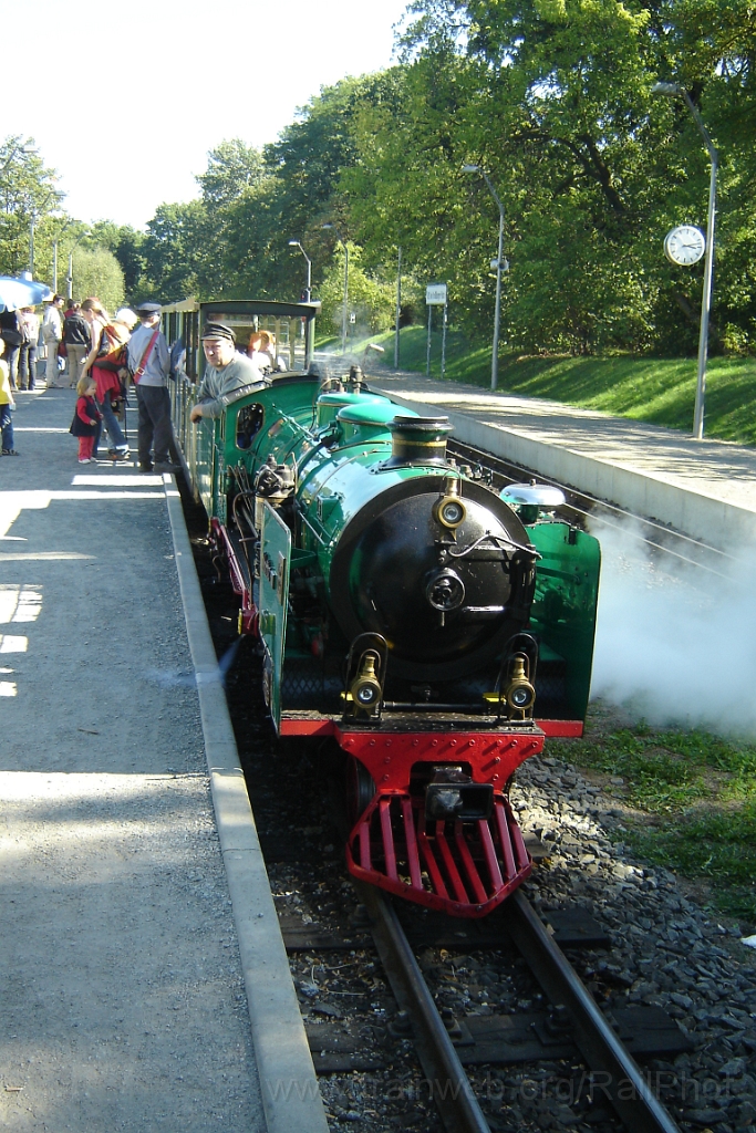 1221-0010-100906.jpg - Parkeisenbahn Dresden No.003 "Moritz" / Strassburger Platz 10.9.2006