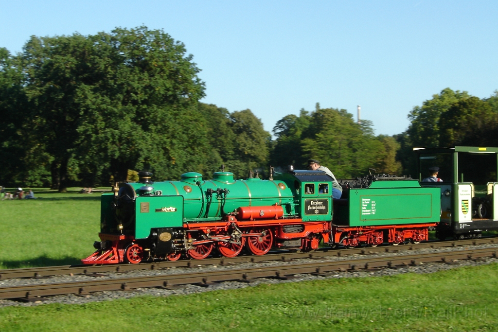 1222-0001-100906.jpg - Parkeisenbahn Dresden No.003 "Moritz" / Großer Garten 10.9.2006