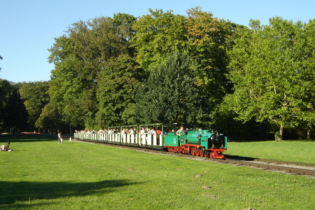 1222-0004-100906.jpg - Parkeisenbahn Dresden No.003 "Moritz" / Großer Garten 10.9.2006