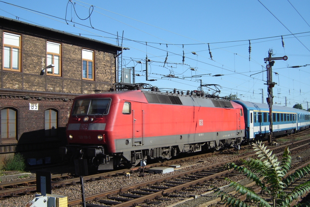 1222-0048-110906.jpg - DBAG 120.119-3 / Dresden-Neustadt 11.9.2006