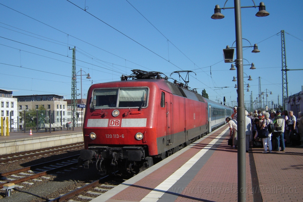 1224-0021-110906.jpg - DBAG 120.113-6 / Dresden Hbf 11.9.2006