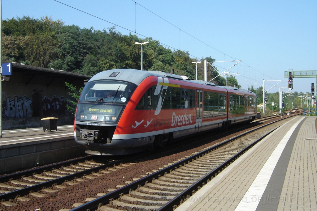1229-0038-130906.jpg - DBAG 642.534-2 "Flughafen Dresden" / Dresden-Klotzsche 13.9.2006
