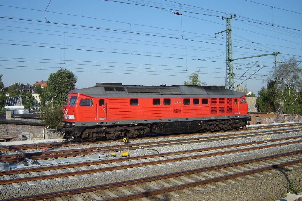 1232-0005-140906.jpg - DBAG 233.233-6 / Dresden-Freibergerstrasse 14.9.2006