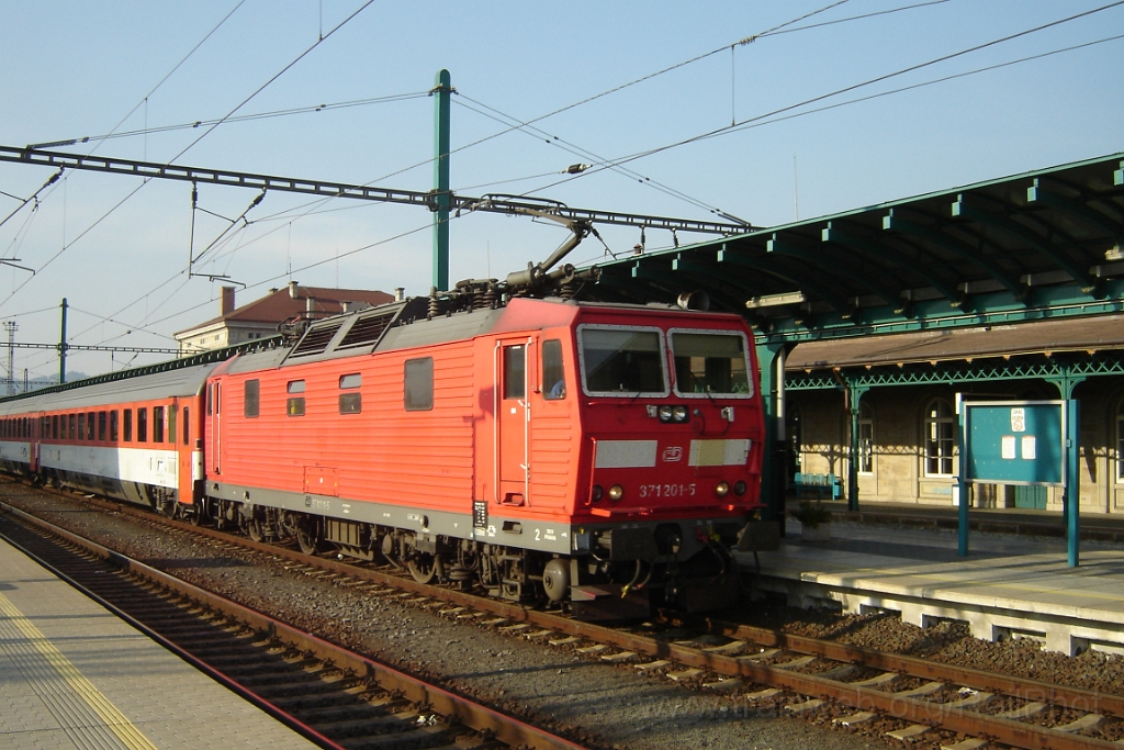 1234-0028-150906.jpg - CD 371.201-5 / Decín Hl.N 15.9.2006