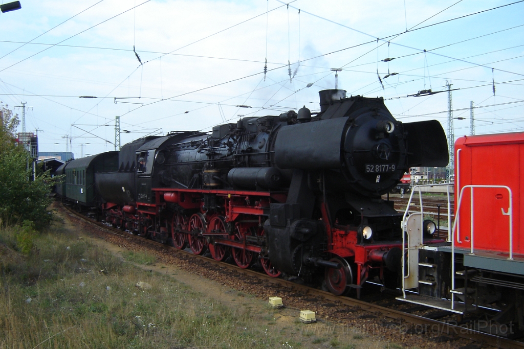 1240-0012-160906.jpg - DR 52.8177-9 / Cottbus Hbf 16.9.2006