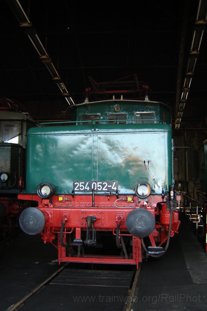 1246-0044-170906.jpg - DR E 254.052-4 / Chemnitz-Hilbersdorf 17.9.2006