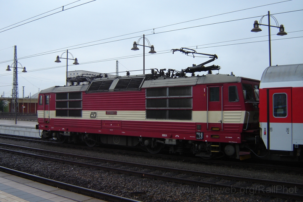 1250-0043-200906.jpg - CD 371.004-3  / Dresden Hbf 20.9.2006