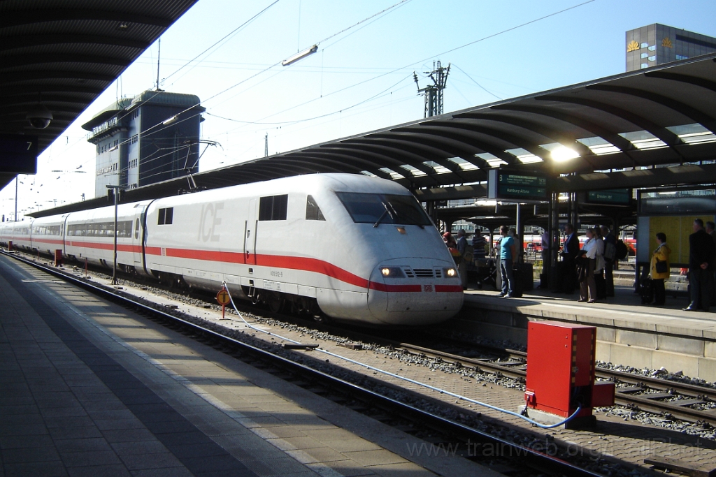 1253-0004-210906.jpg - DBAG ICE 401.512-9 / Frankfurt (Main) Hbf 21.9.2006
