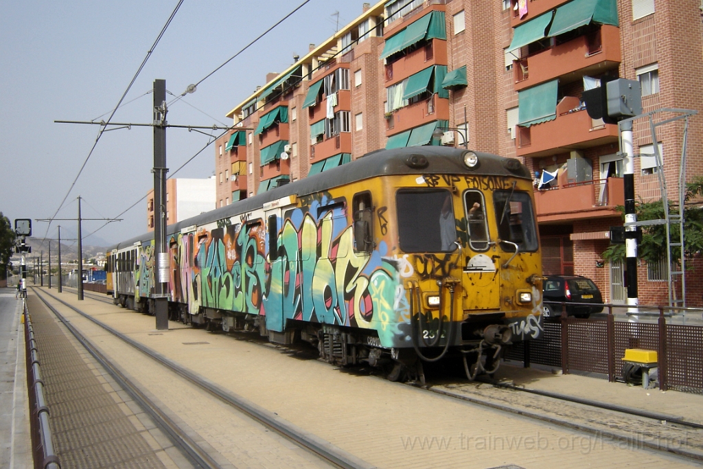 1071-0012-150705.jpg - FGV 2312 / El Campello - PN Avenida de las Germanias 15.7.2005