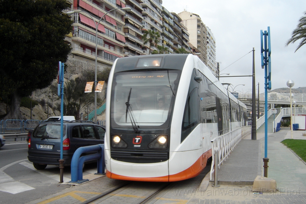 1324-0015-260407.jpg - FGV 4102 / Alicante - Passeig de Gómiz 26.4.2007