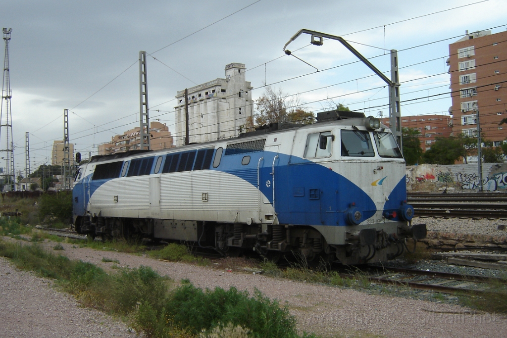 1341-0001-220507.jpg - Renfe 333.103-0 / Alicante - Estacion de Madrid 22.5.2007