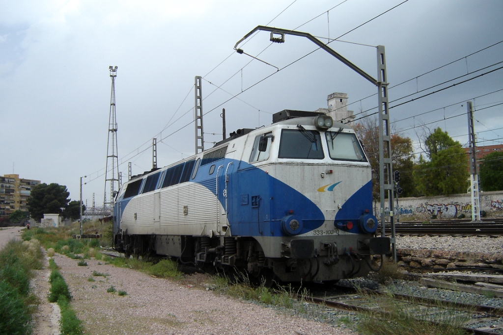1341-0011-220507.jpg - Renfe 333.103-0 / Alicante - Estacion de Madrid 22.5.2007