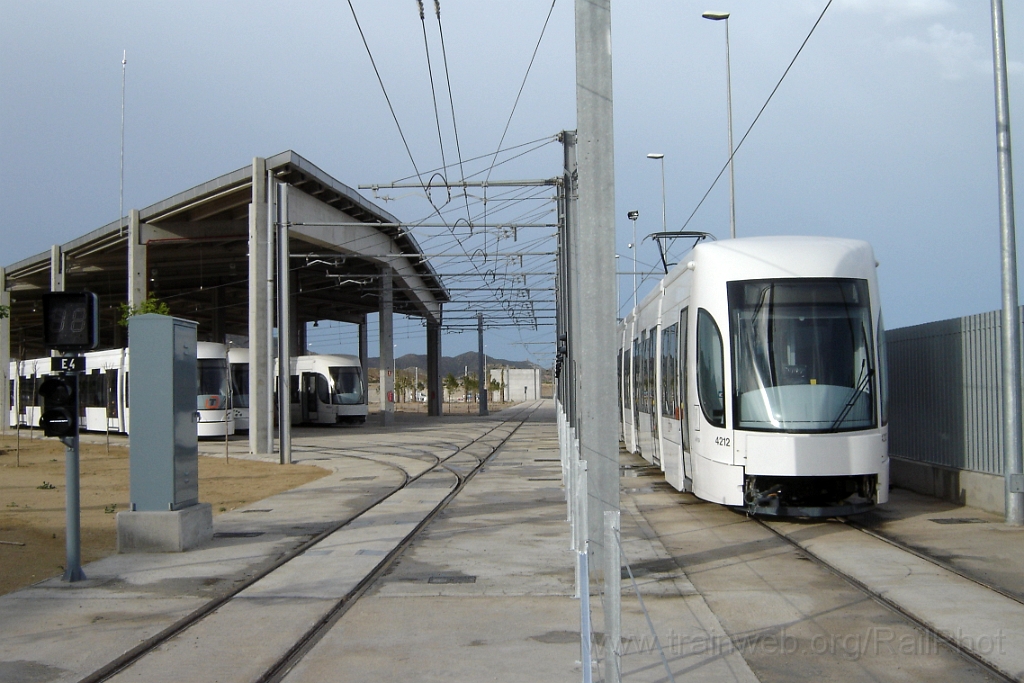 1341-0034-220507.jpg - FGV 4212 / Poble Espanyol - Talleres 22.5.2007